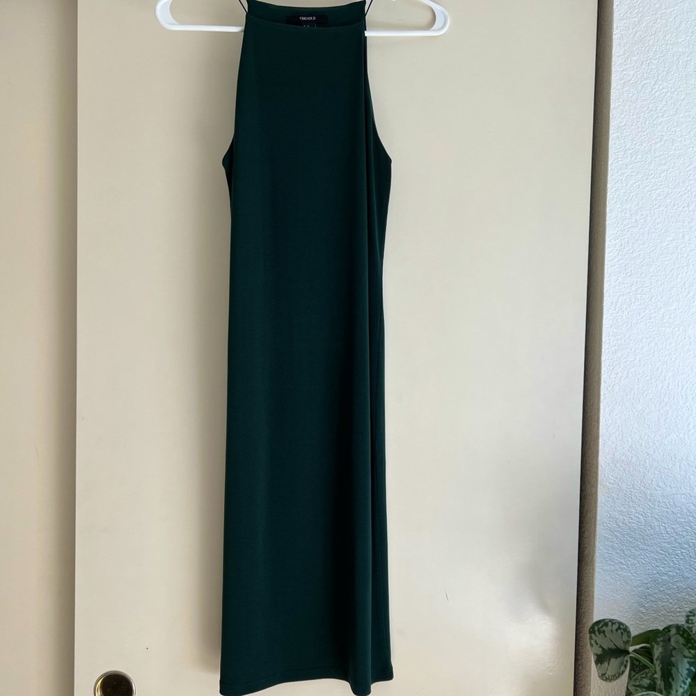 Evergreen midi dress. Size small. Great for special events in any season.